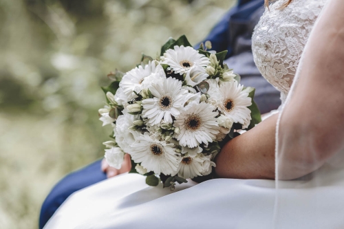 ein Brautstrauß oder Hochzeitsstrauß für deine Hochzeit - Fotograf und Hochzeitsfotograf Torsten Paris